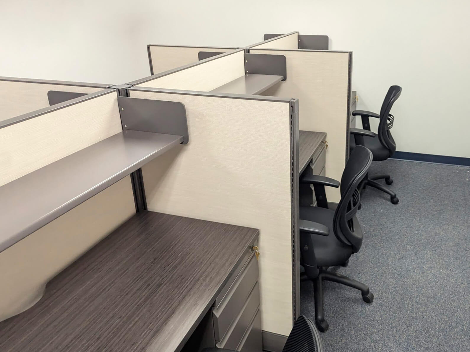 Office cubicle installation 490 6 1 Office cubicle installation 490 6 1